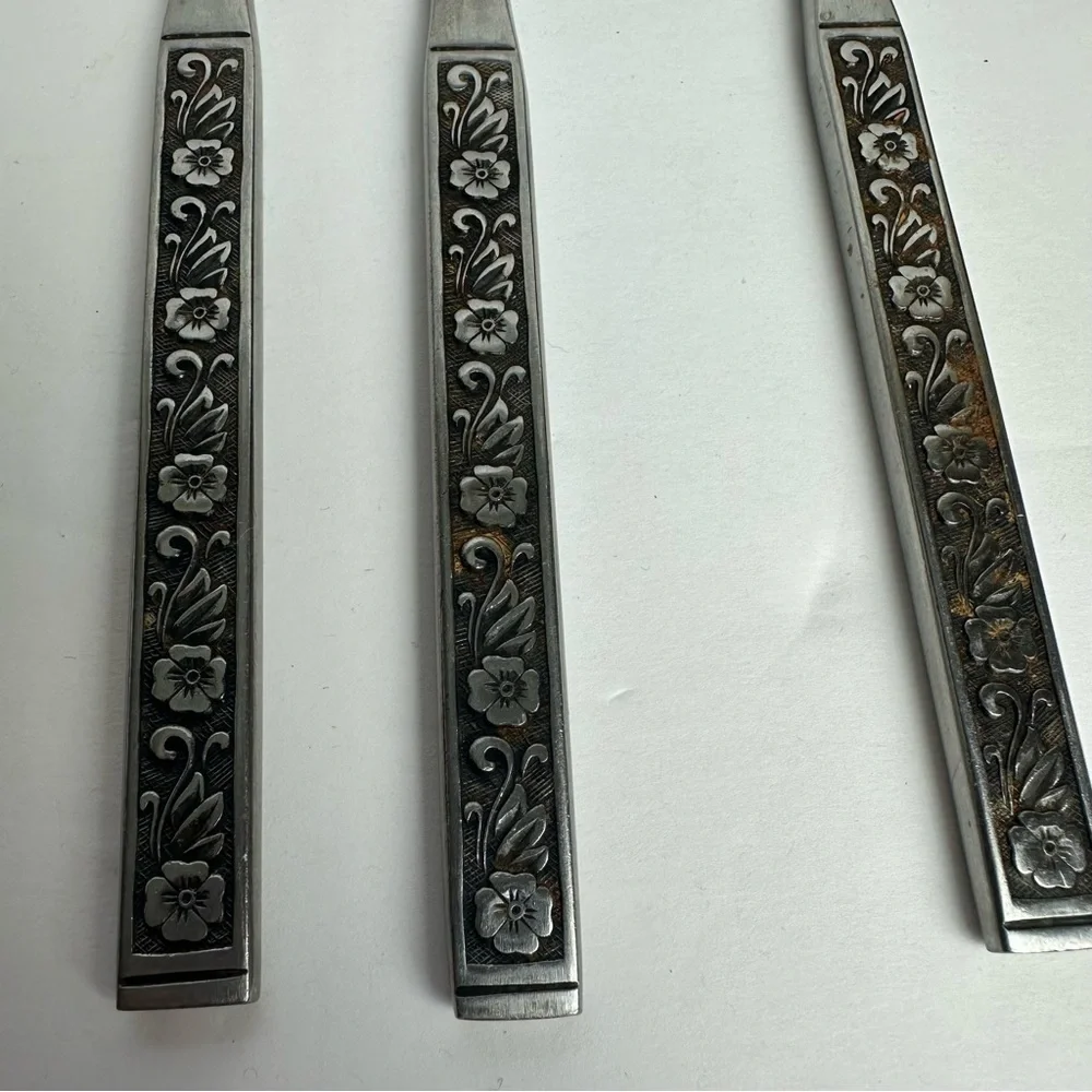 Vintage Gold Standard Night Blossom Table Knives (4) & Butter Knife (1) Japan